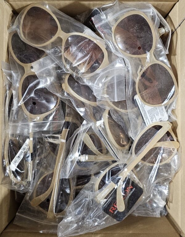 Trade Job Lot X50 Revlon Women's Sunglasses Limited Stock ()